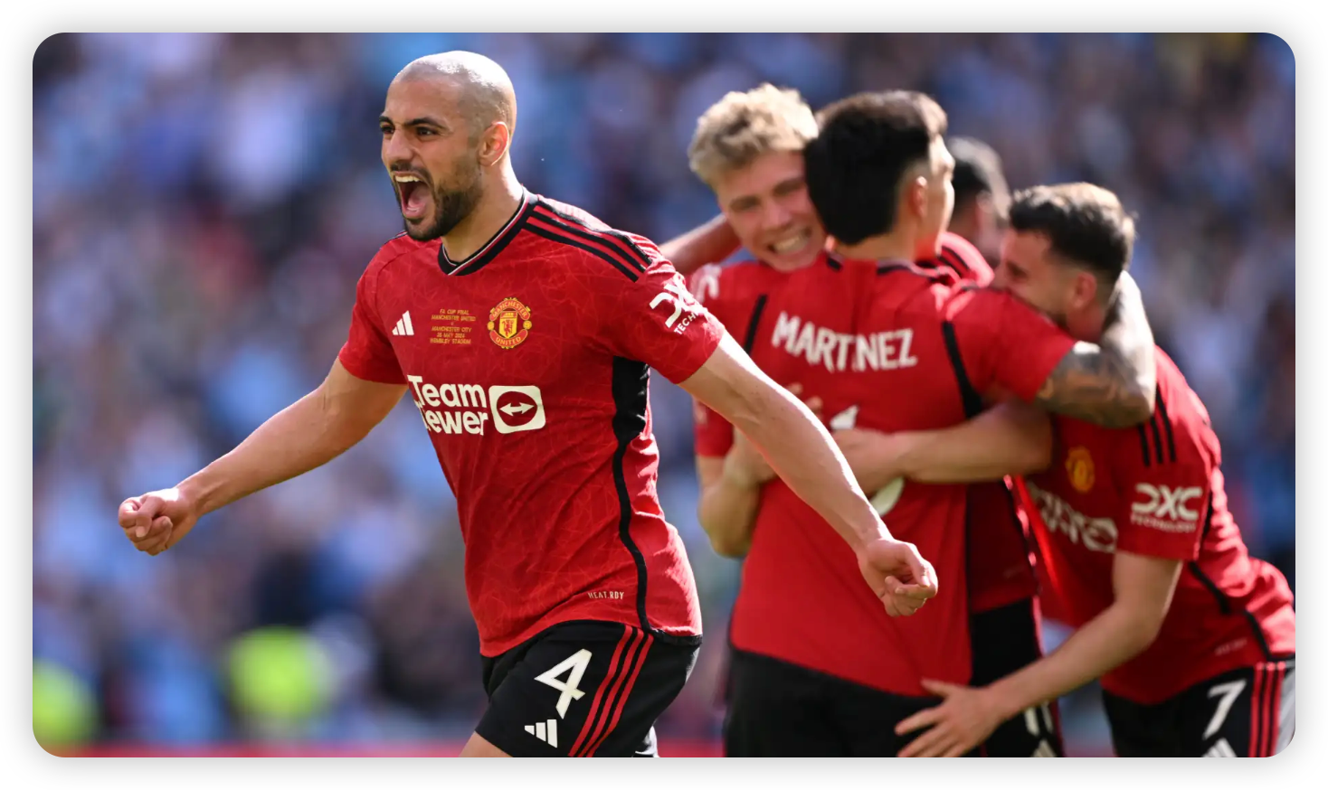 Amrabat's Deadline Day Move: Breaking Down the Deal