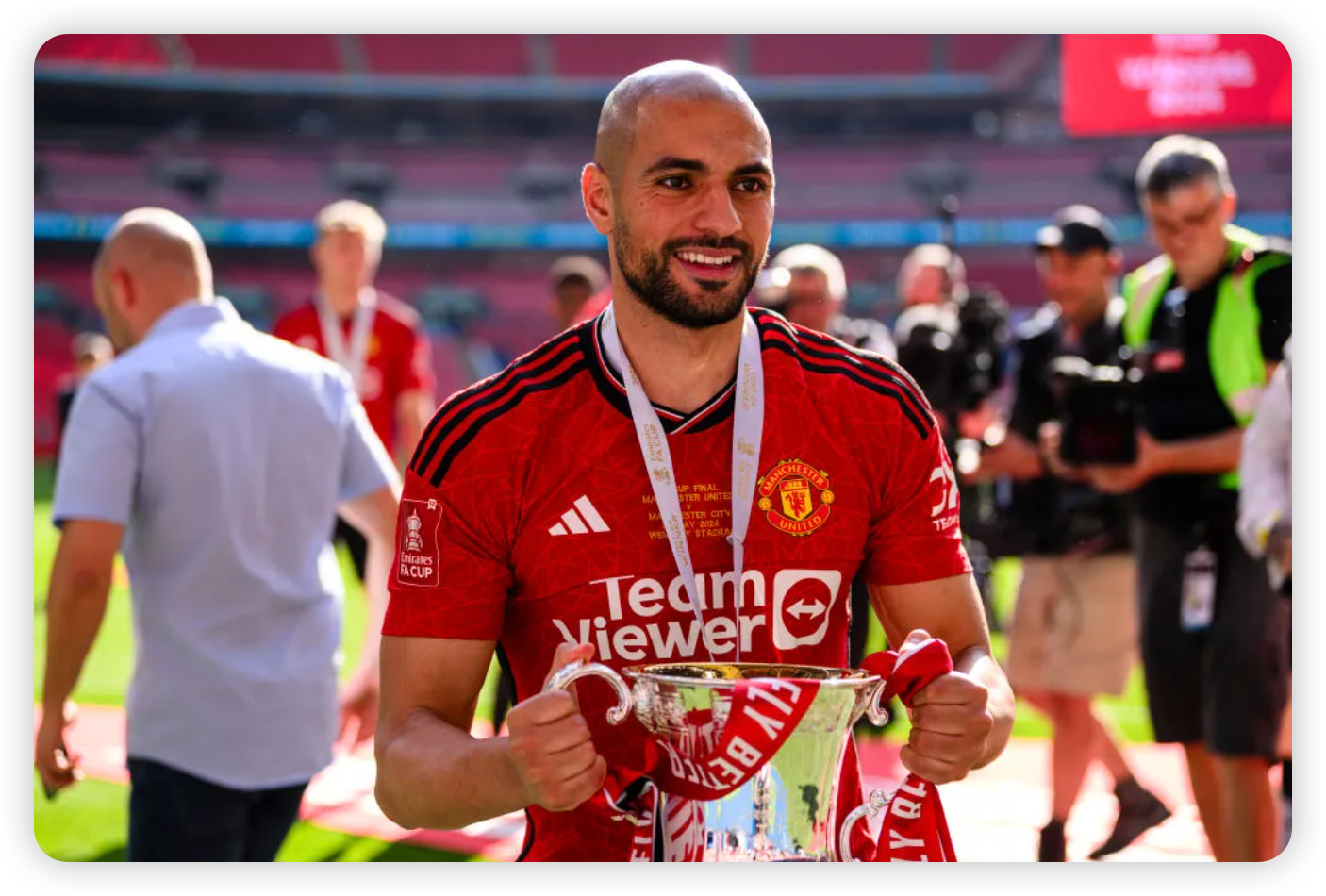 Addressing United’s Midfield Crisis